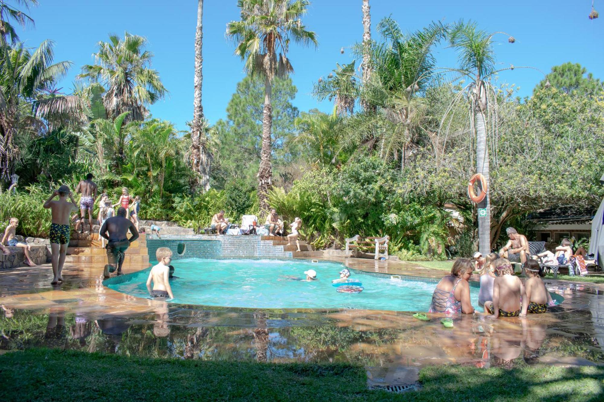 Areena Riverside Resort Kwelera Kültér fotó