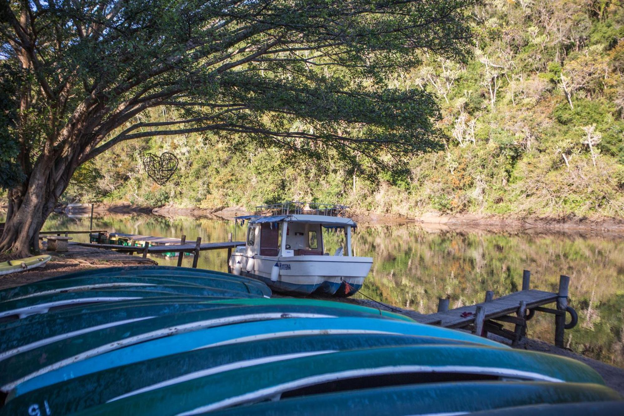 Areena Riverside Resort Kwelera Kültér fotó
