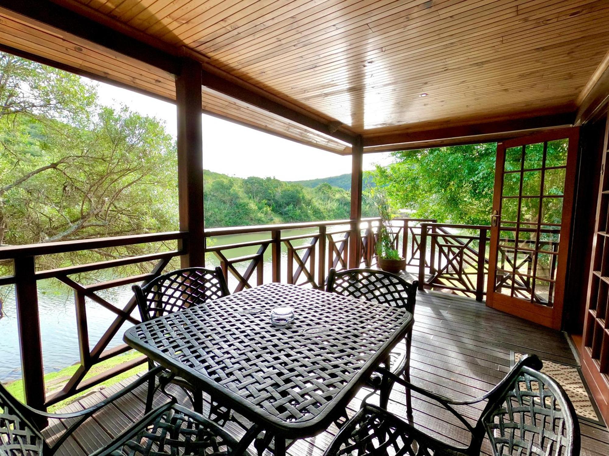 Areena Riverside Resort Kwelera Kültér fotó